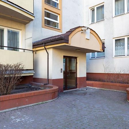 Mokotow Apartment Bluszczanska By Noclegi Renters Warsaw Luaran gambar