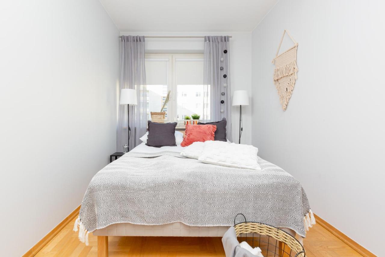 Mokotow Apartment Bluszczanska By Noclegi Renters Warsaw Luaran gambar